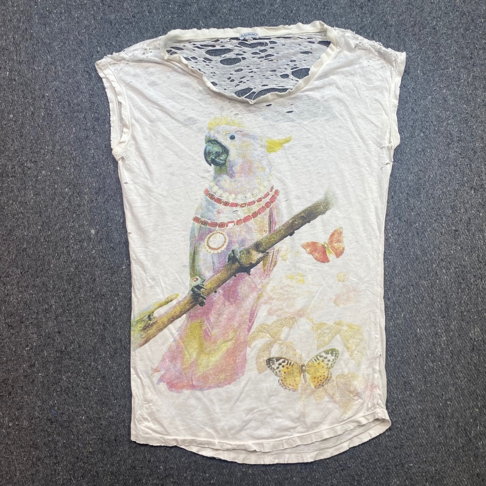 Ruby Rocks Shirt Sz S Womens White Grunge Distressed Parrot Graphic Shredded Tee